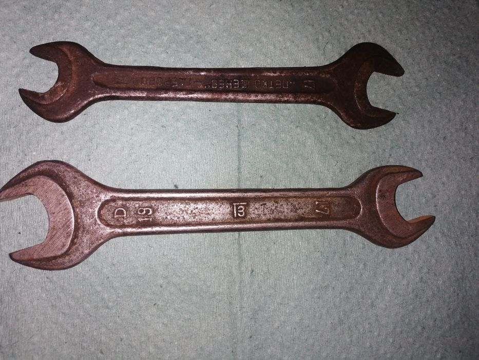 Інструмент, різні ключі