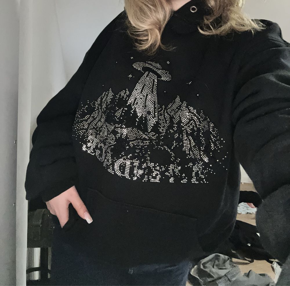 Bluza An-Appendage z kryształkami