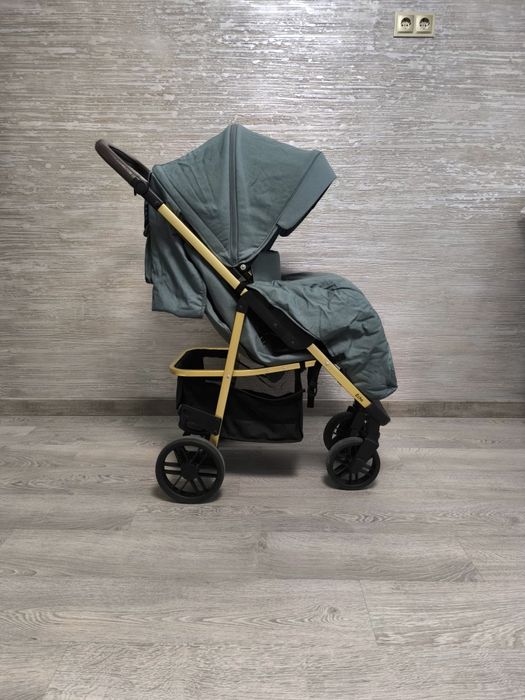 Коляска прогулянкова Carrello Echo