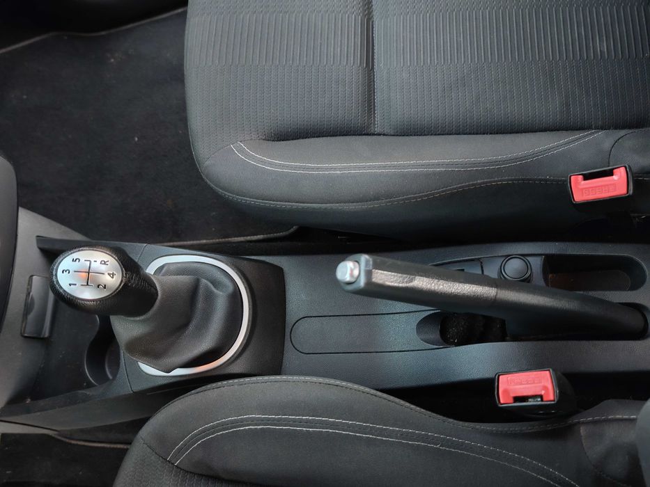 Clio III 2011 Gasolina