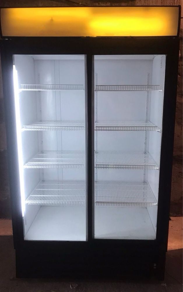 Холодильные витрины,холодильное оборудование , холодильні вітрини Cold