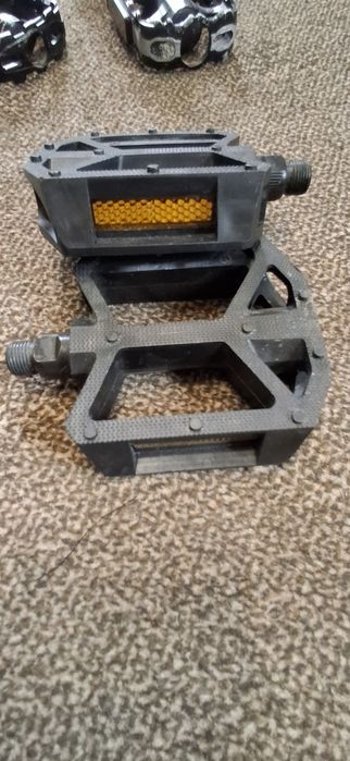 Педали, подседельний штырь