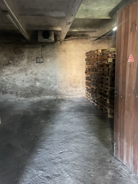 Комерційна нерухомість біля центру міста вул Промислоаа 3