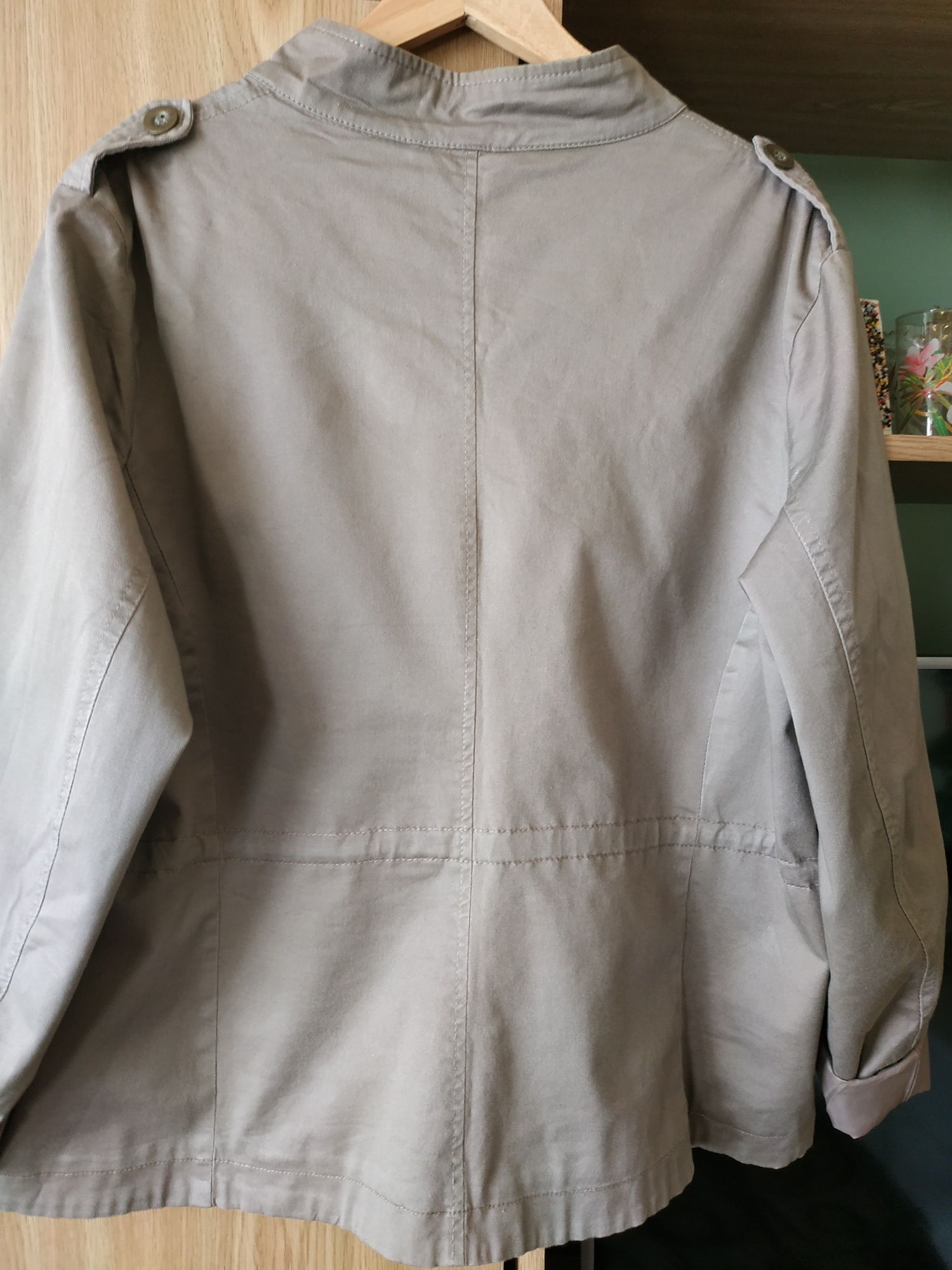 Куртка-ветровка пиджак большого размера