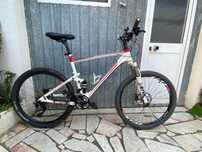Bicicleta de BTT Carbono