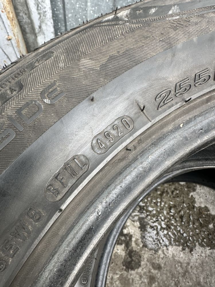 Шини 255 55 18 109V Roadstone Nfera Ru5 комплект літо