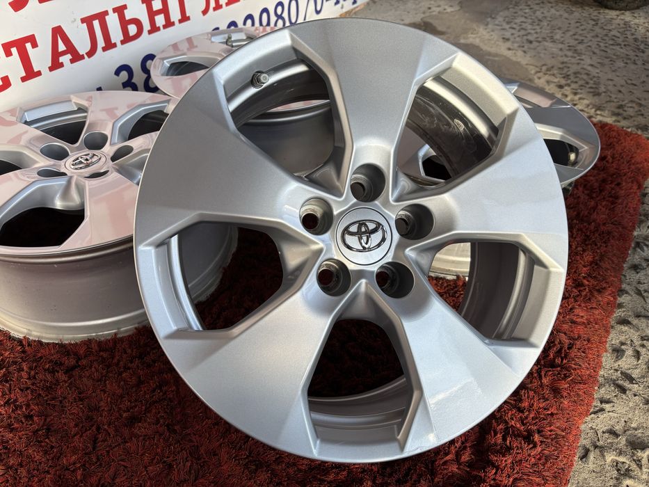 Original Toyota RAV-4 Camry Corolla R17 5x114,3