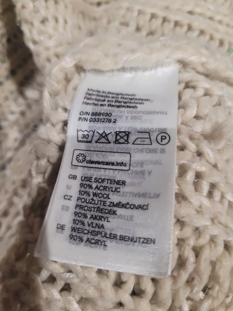 Beżowy sweter z golfem oversize H&M