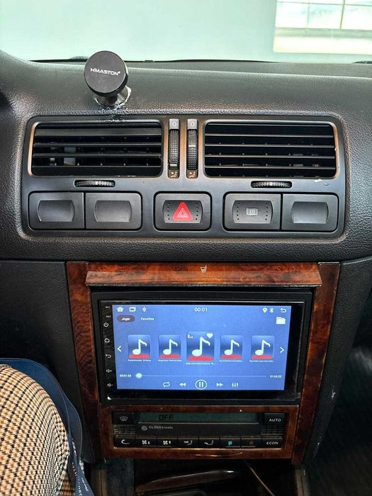 Volkswagen Bora - Excelente Estado de Conservação - Ano 2000