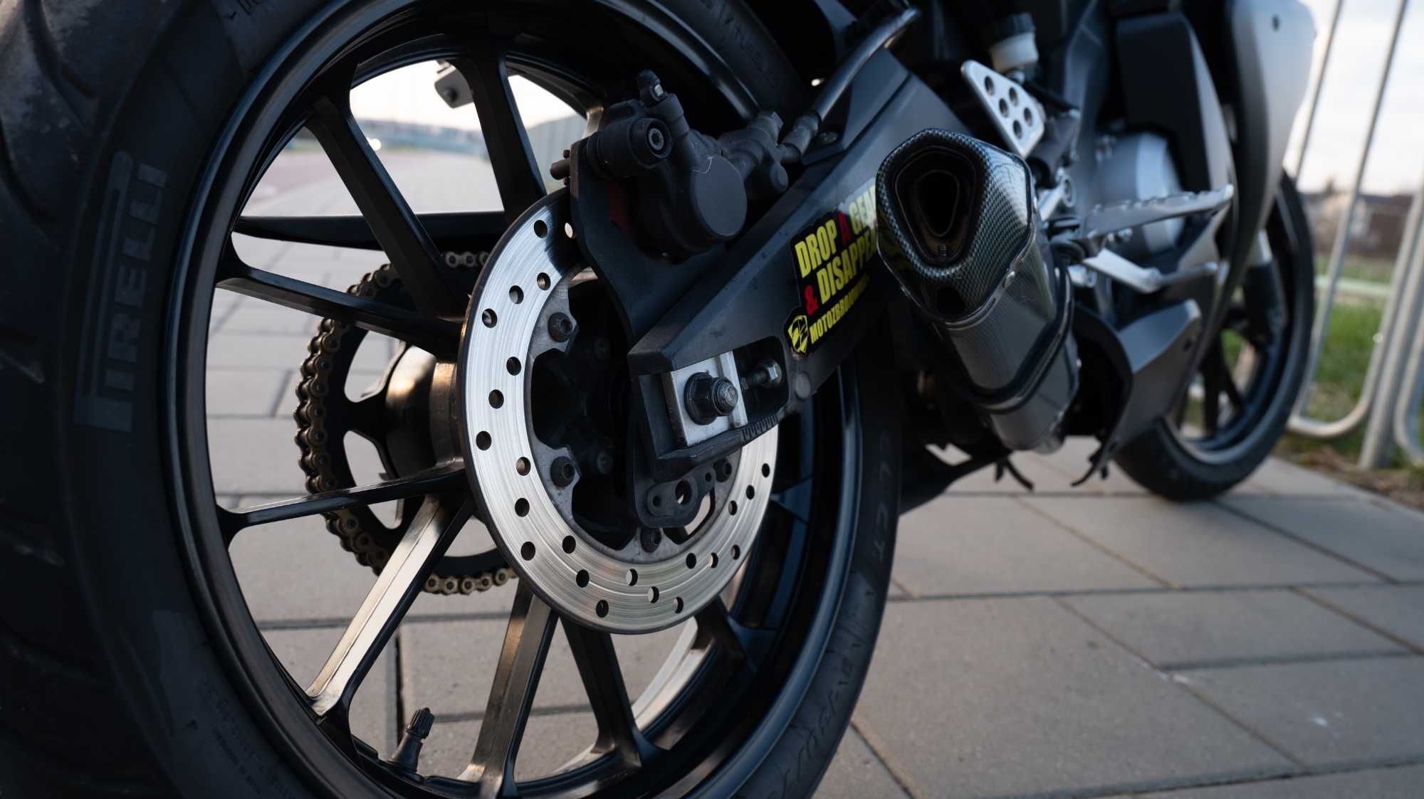 Motocykl Yamaha YZF R125, 2014 rok, stan - Bardzo dobry!