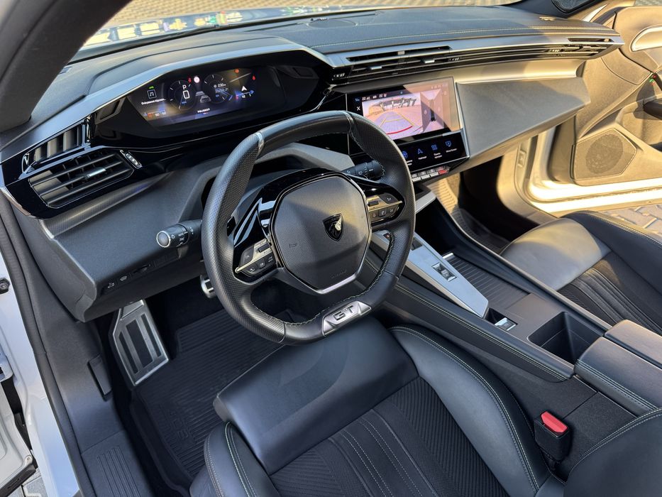 Продам Peugeot 408 GT-Line 2023 года