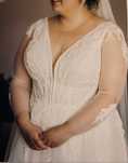 Suknia slubna plus size