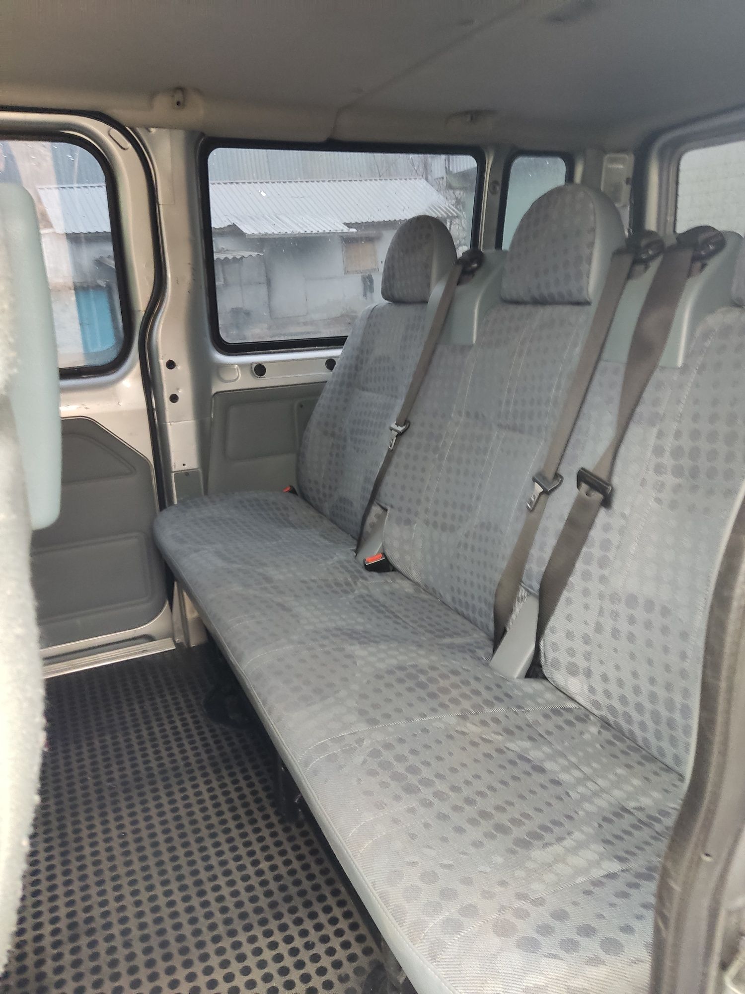 Ford transit пассажирские 8+1
