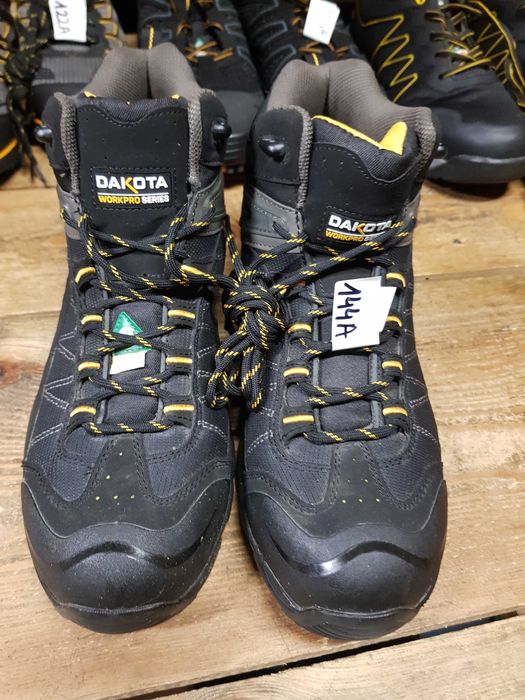 Buty robocze DAKOTA rozm 44 wkł 29 cm S3