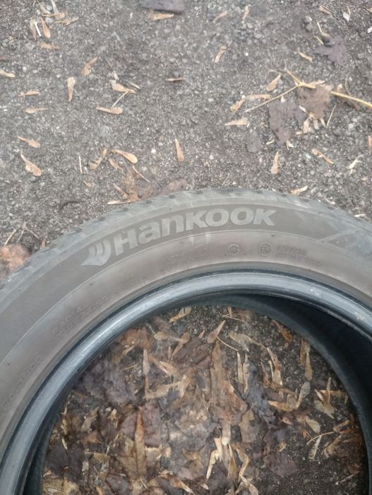 Продам зимние шины размер 205/55/R16