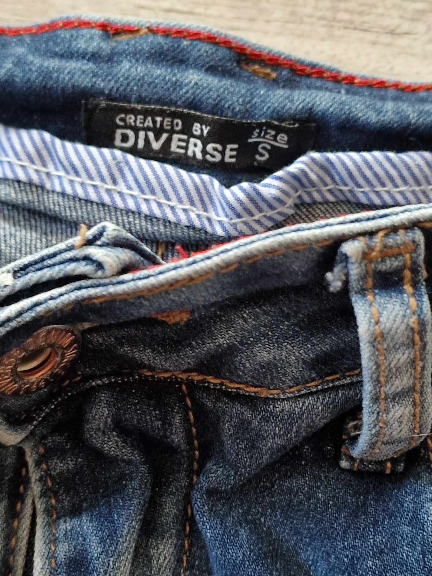 Spodenki szorty jeans Diverse S