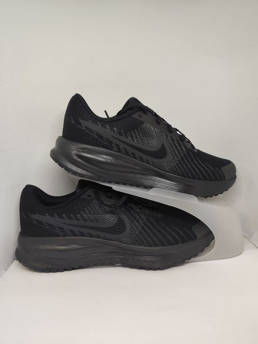 Кросівки Nike Run Defy(HM 9593-003)для бігу  оригінал, нові,у коробці