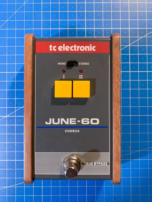 Педаль хорус TC Electronic June-60 V1