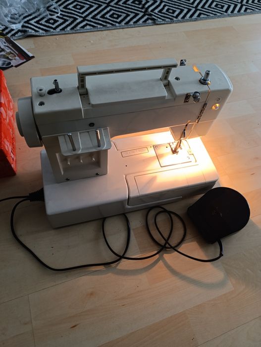 Швейная машинка.
