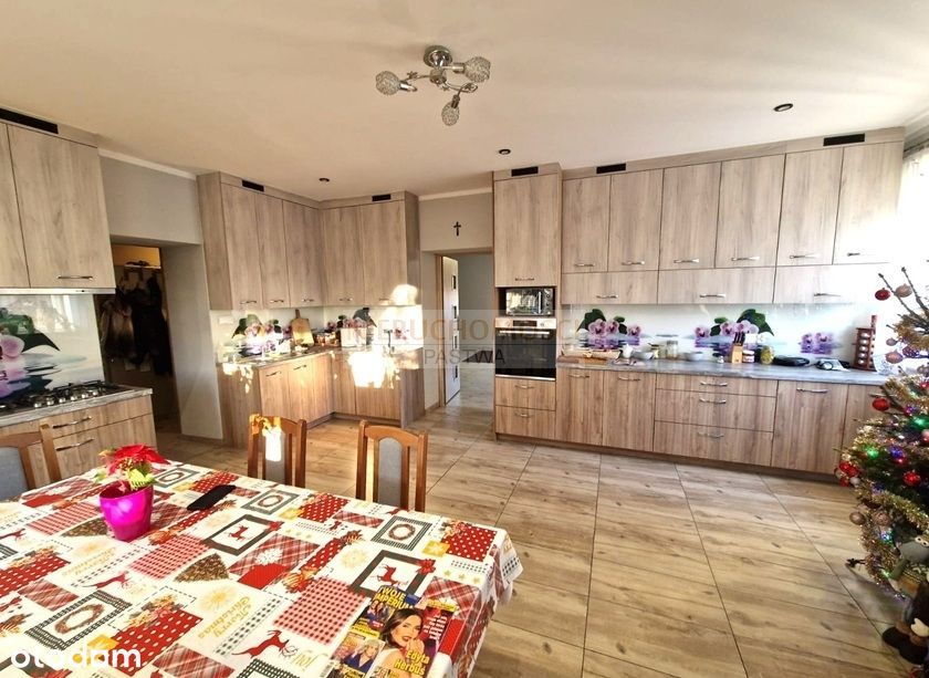 Połowa domu z dużą działką!