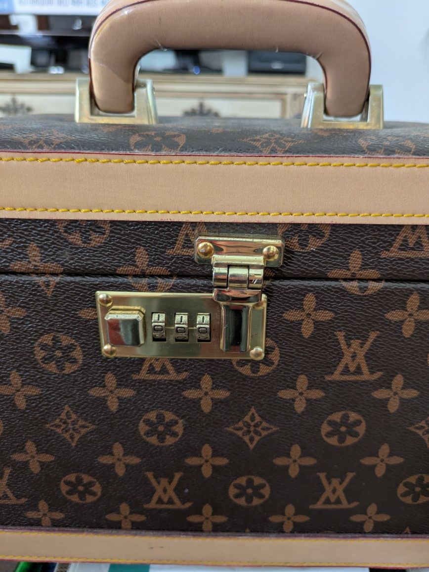Mala viagem ( Nécessaire)