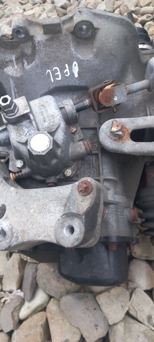 Кпп 55565177 opel Astra corsa 1.4-1.6 2010-