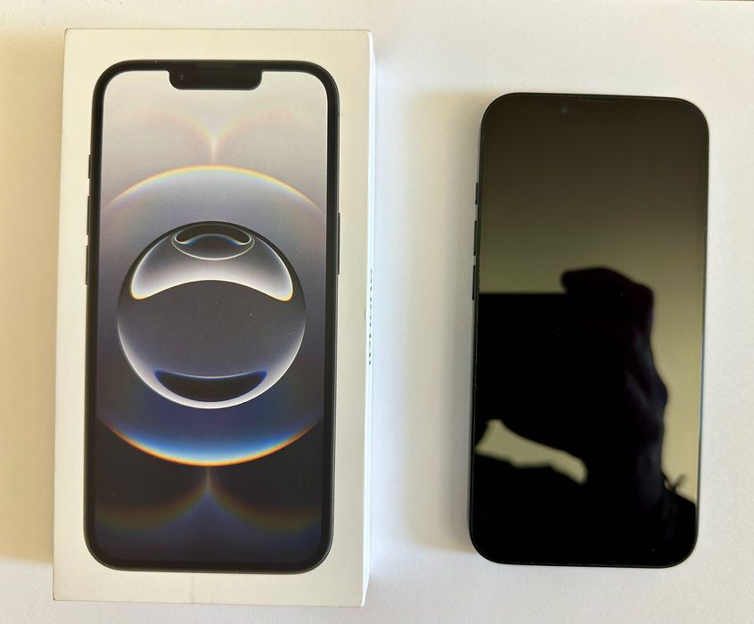 Apple iPhone 16e (eSIM)