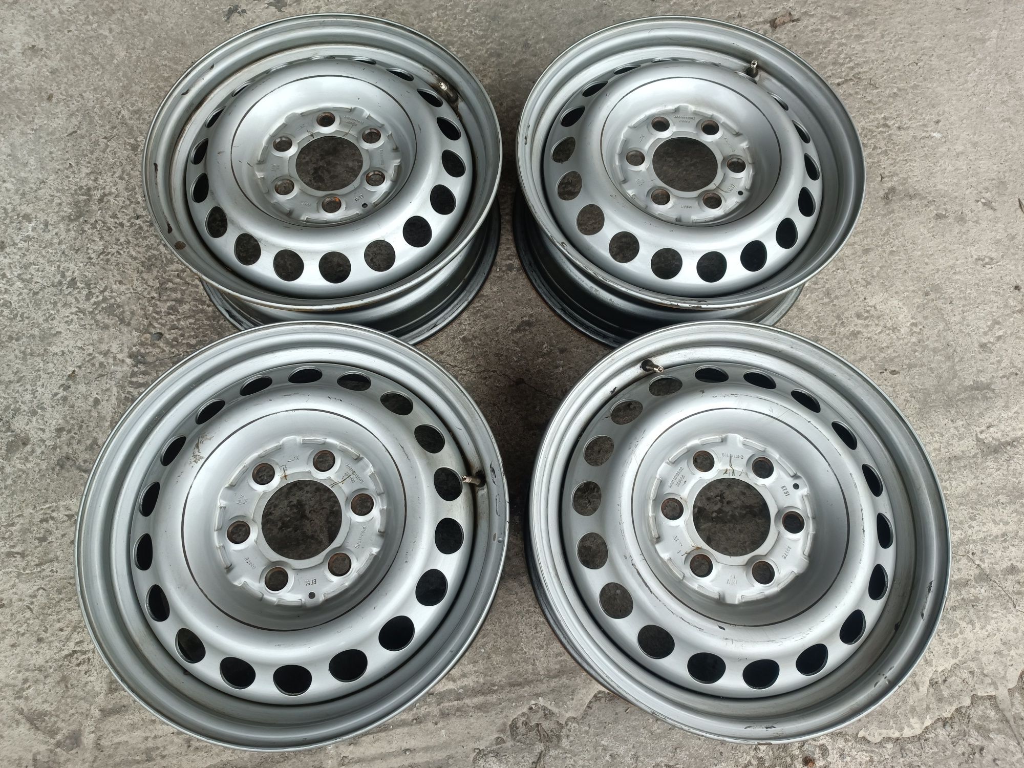 Металеві диски 6 130 R16 Спрінтер