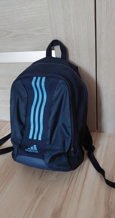 Plecak Adidas w kolorze granatowym