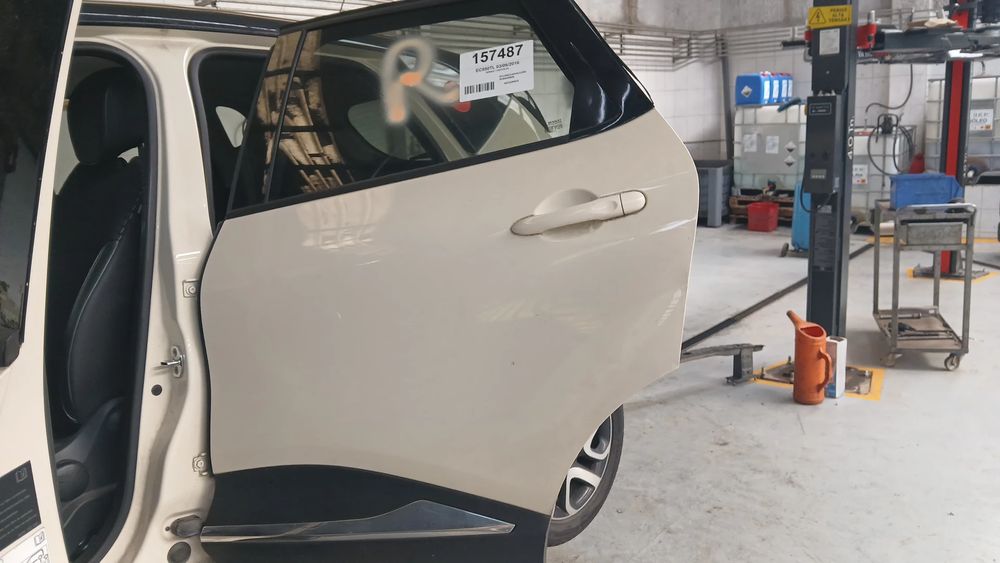 Porta trás esquerda RENAULT Captur (J5_)