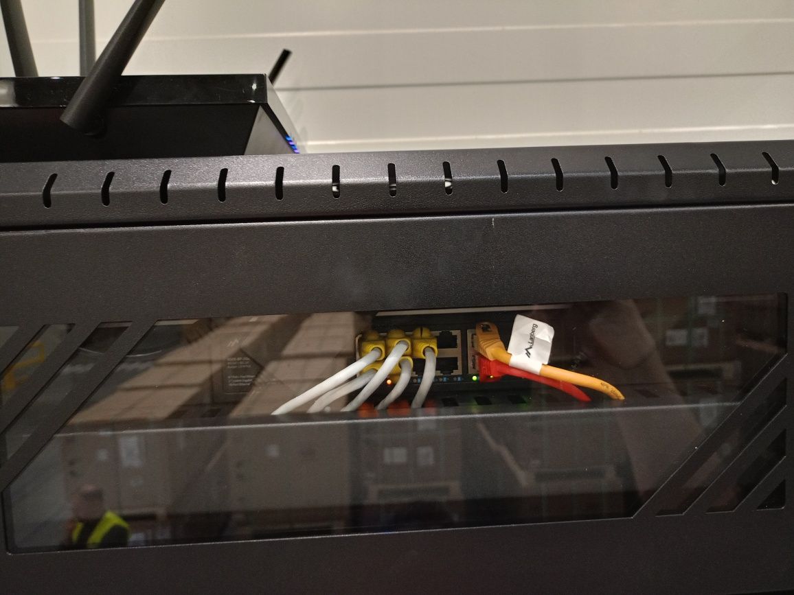 Zestaw monitoring marki Internec,hikvision,dahau,keeyo