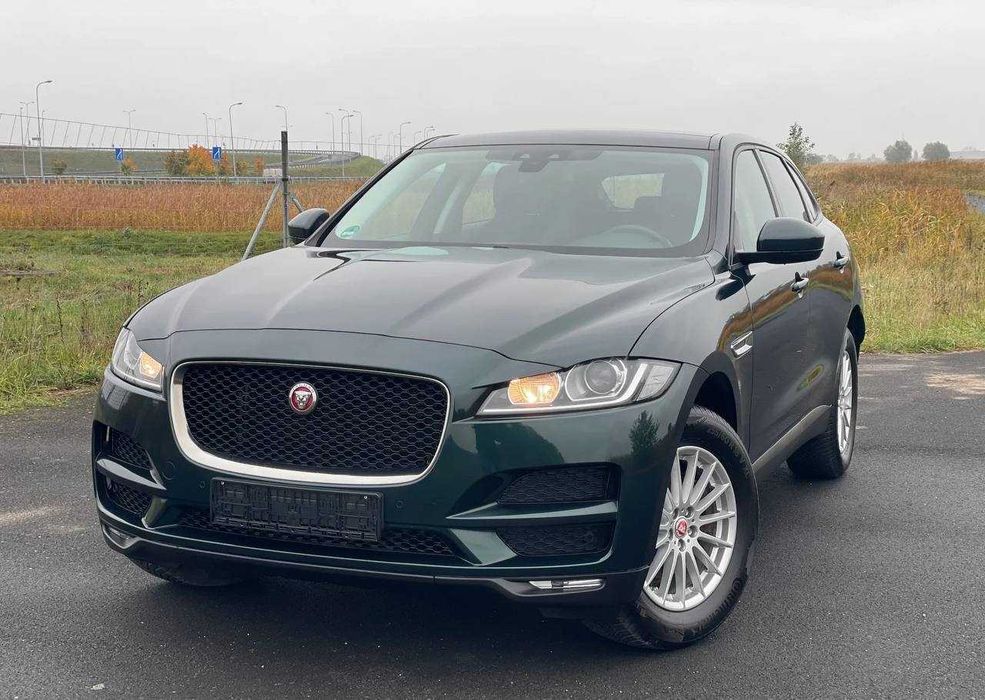 Jaguar F-Pace 25t AWD Prestige 2017 року