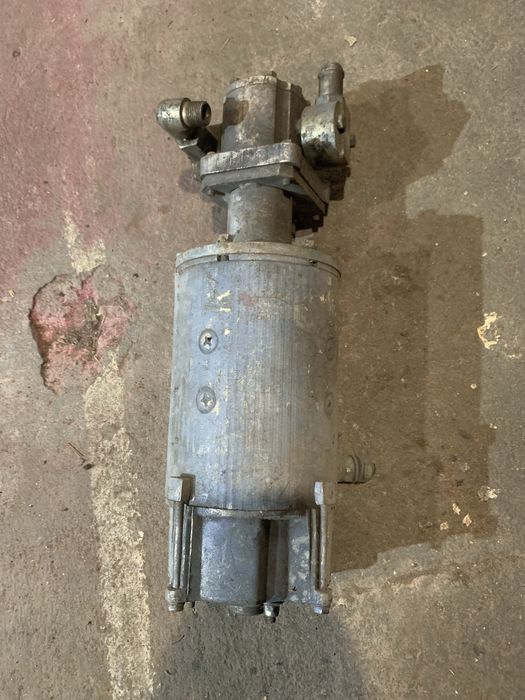 24в. Мотор мочний от стартера с насосом нш6