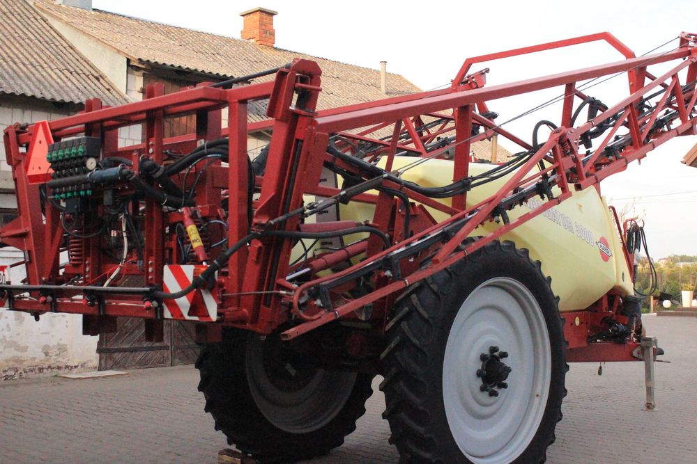 Opryskiwacz Hardi Navigator 3000 gps #Navigator #Commander #berthoud