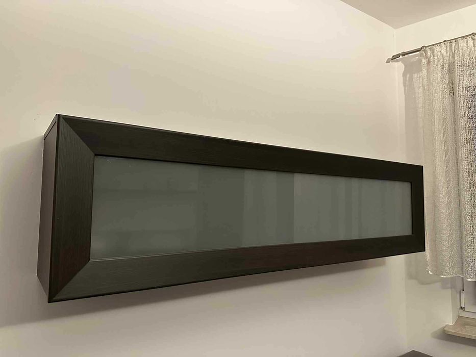 Szafka wisząc brw, uszkodzone silowniki