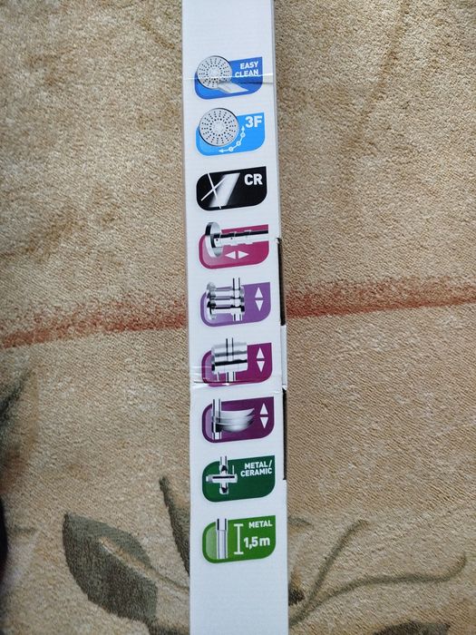 Zestaw prysznicowy z deszczownicą Ferro