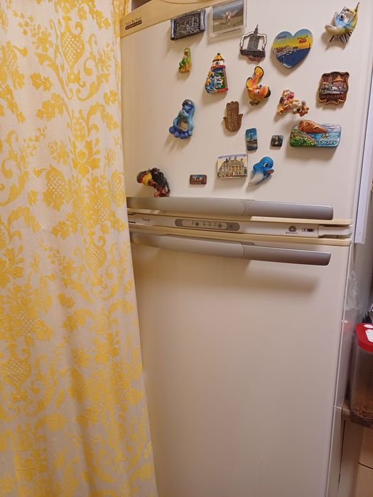 Холодильник Whirlpool