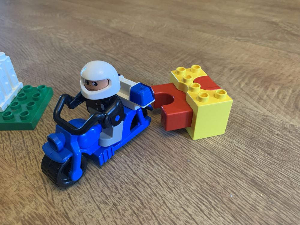 Lego Duplo Samochody Motor Kajak