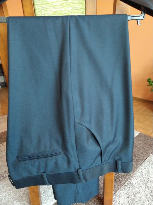 Garnitur młodzieżowy