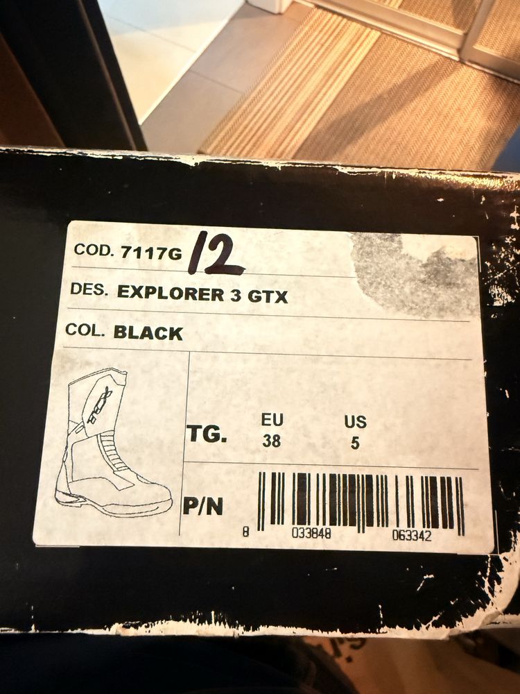 Buty motocyklowe TCX Explorer 3 GTX rozm. 38