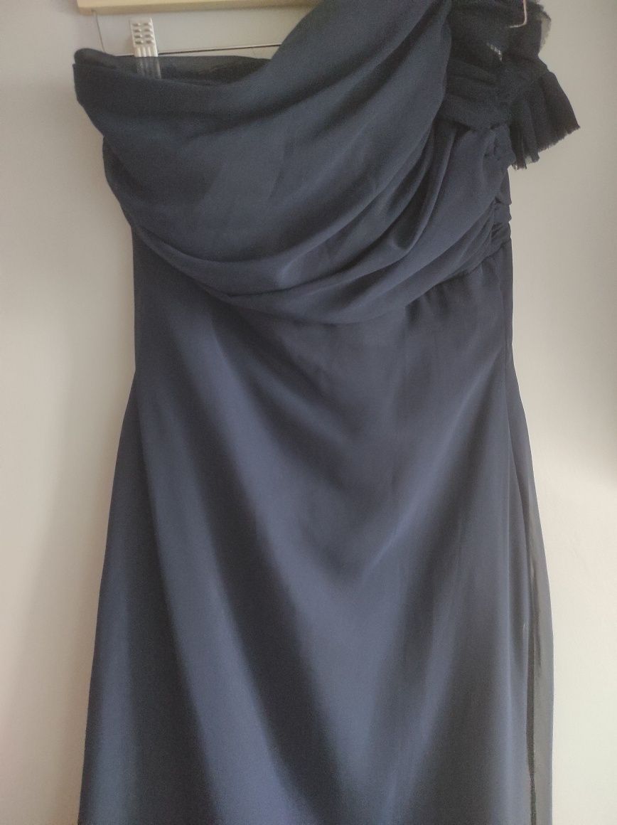 Długa suknia na jedno ramię tiulowa granatowa długa sukienka 36