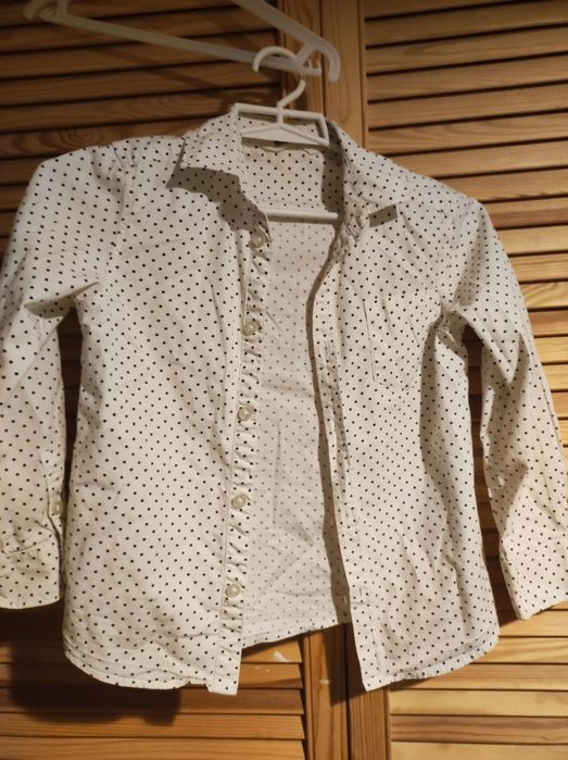 Biała koszula dla dziewczynki