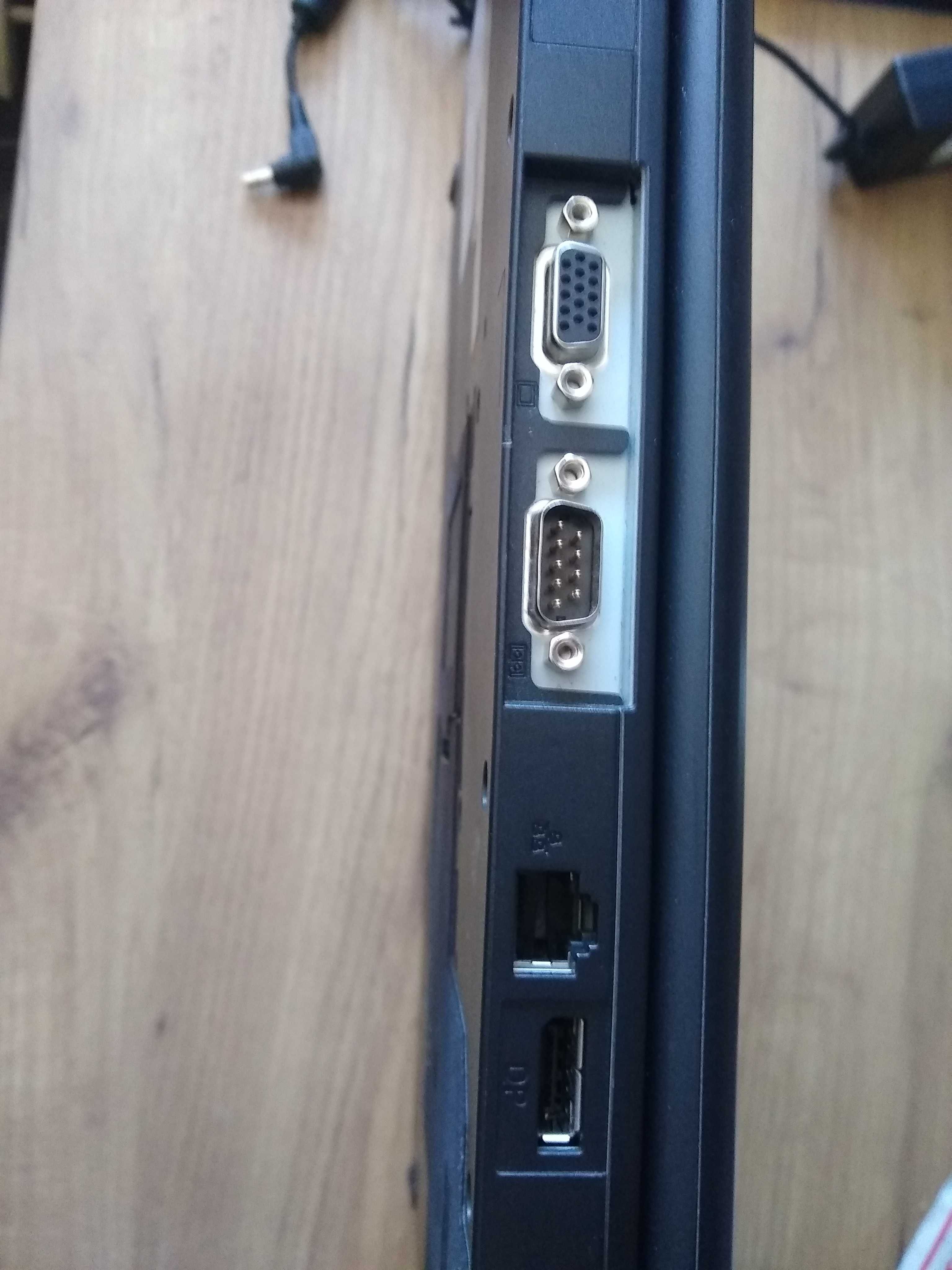 Laptop Fujitsu Amilo lifebook E780