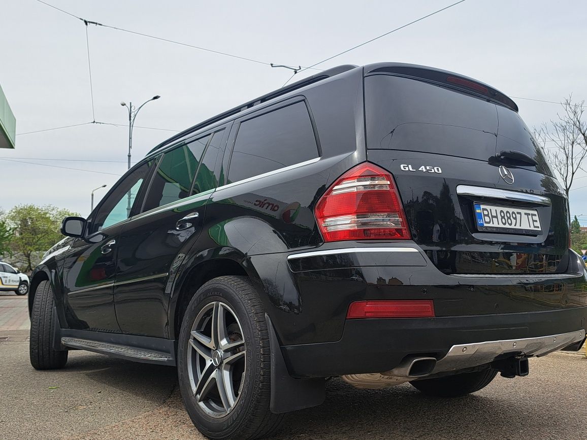 Продам Mercedes-Benz GL