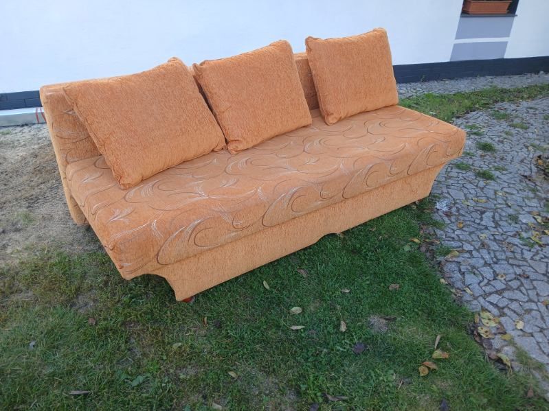 Kanapa z funkcją spania.