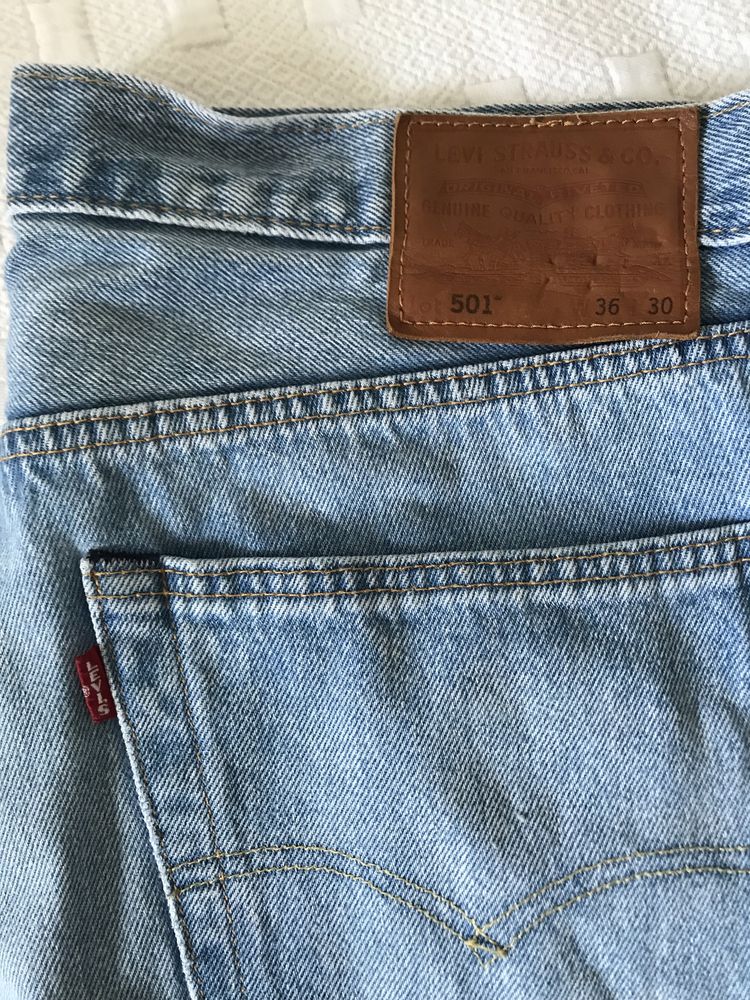 Levis jeans tamanho 36