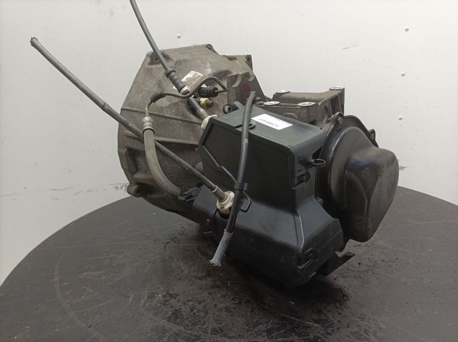 КПП Ford Fiesta VI 1.0 ecoboost 5ст. 2015 1832043 CA6R7002PBD