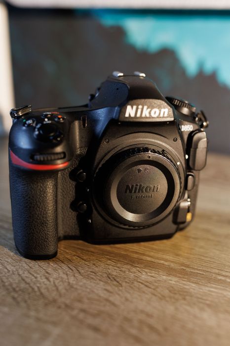 Дзеркальна камера Nikon D850