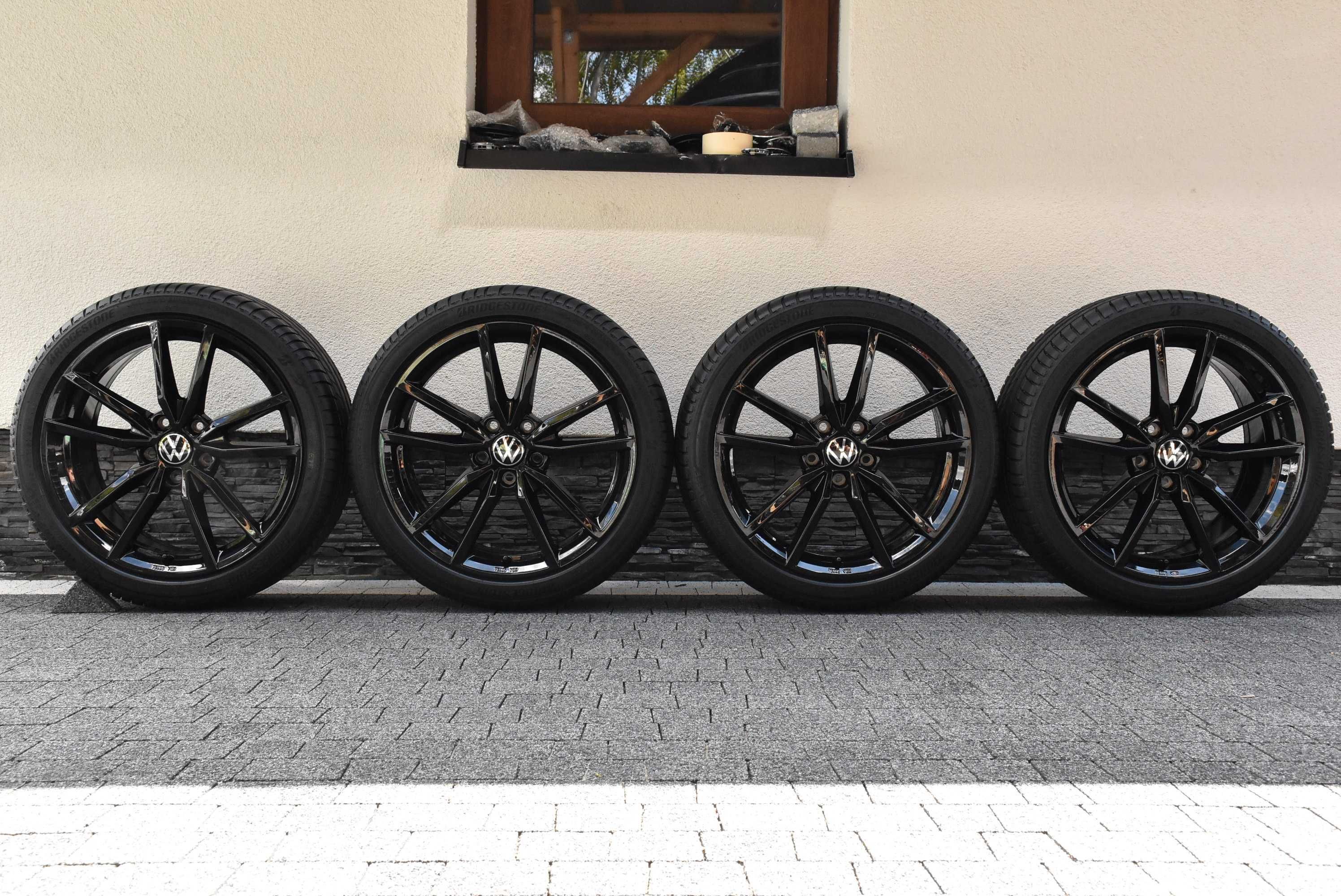 Pretoria VW Golf VI VII VIII GTI GTD 18" OEM 2022r