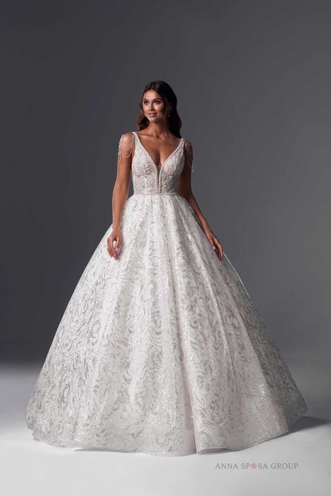 Prześliczna suknia ślubna w kształcie litery A firmy ANNA SPOSA Hefi